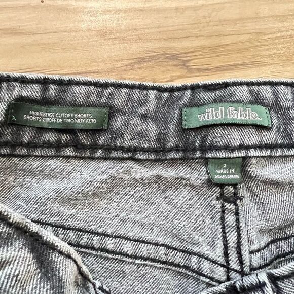 Wild Fable Acid Wash Highest Rise Cutoff Shorts Women’s 2 - Picture 3 of 4